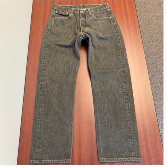 Vintage Men's 501XX Levi's High Rise Mom Jeans - Picture 5 of 9